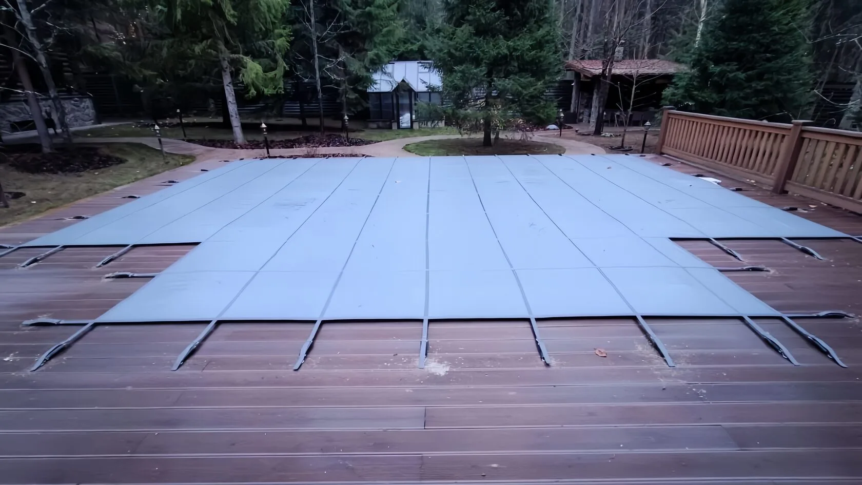 Покрывало для бассейна Laguna Cover Mesh в Нефтеюганске