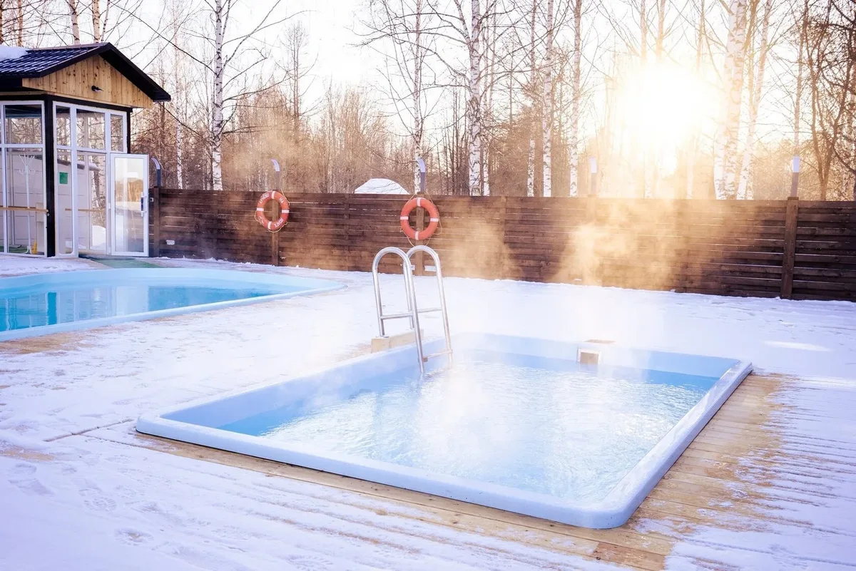 Композитный бассейн Laguna 4 — установка в Нефтеюганске