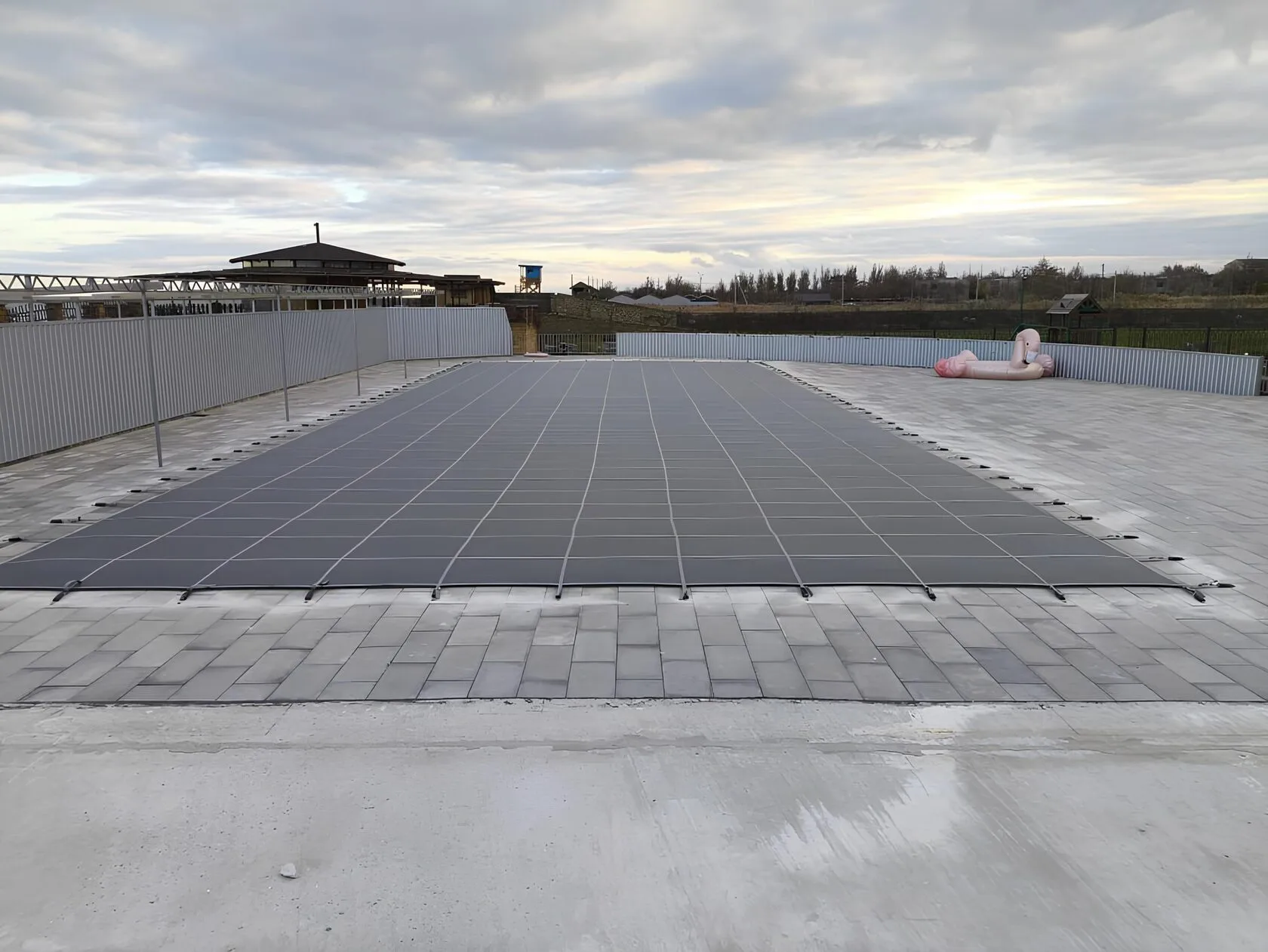 Защитное покрывало для бассейна в Нефтеюганске