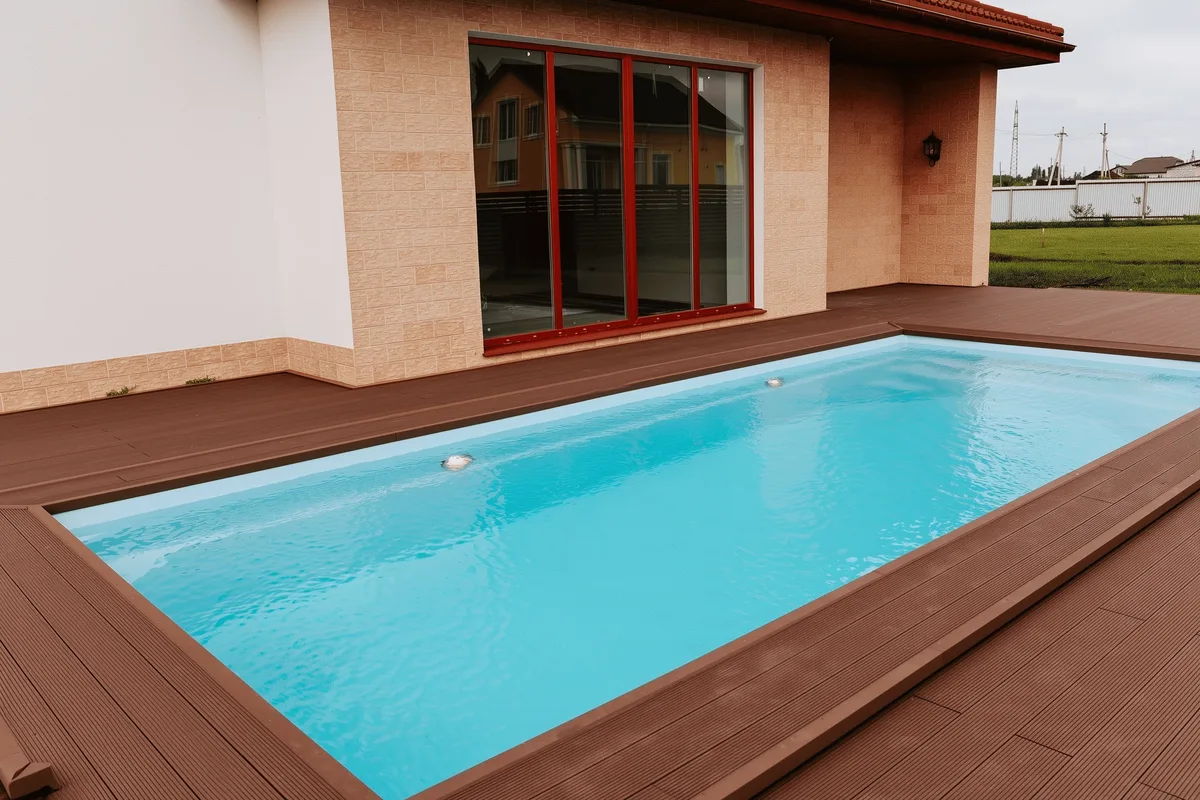 Композитный бассейн Laguna 8 — вид сверху в Нефтеюганске