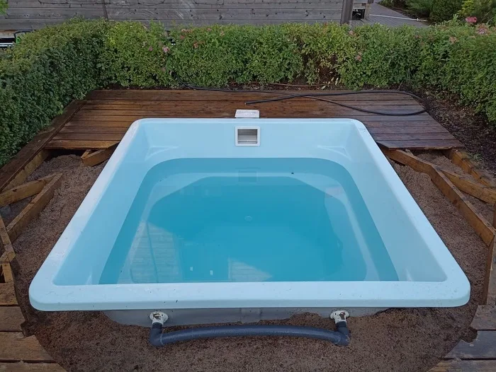 Композитная купель Laguna 2 — установка в Нефтеюганске